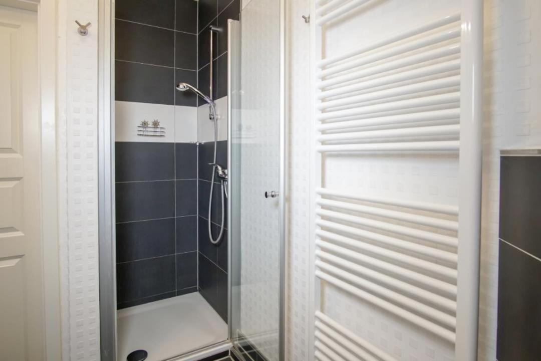 Strandhotel-Heiligenhafen-Wohnung-120-Wellenreiter-Typ-Ii المظهر الخارجي الصورة
